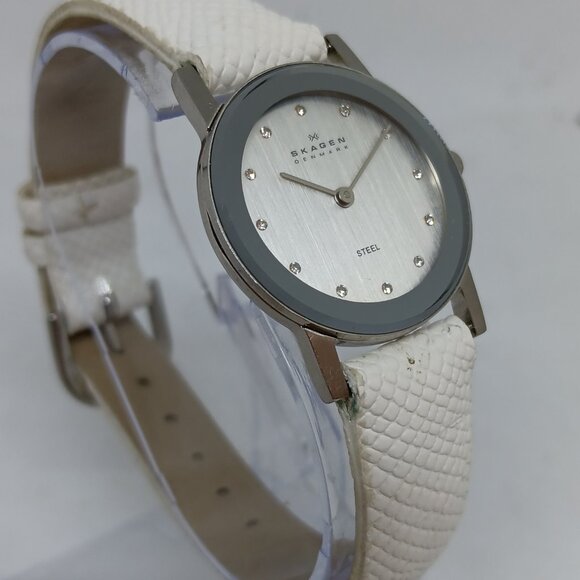 Skagen Denmark 39SSSD Women's 26mm Slim Profile Japanese Quartz Watch - Picture 4 of 11